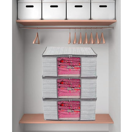 Saree Cover with Zigzag Design